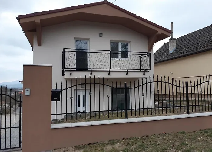 Vilka Apartman Csejte